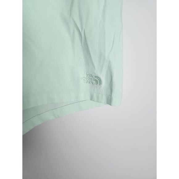 North Face womens shorts sz M, lot of two. Pink and Green. Hiking gorpcore - Picture 13 of 16